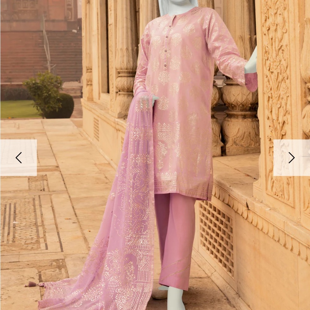junaid jamshed lilac suit